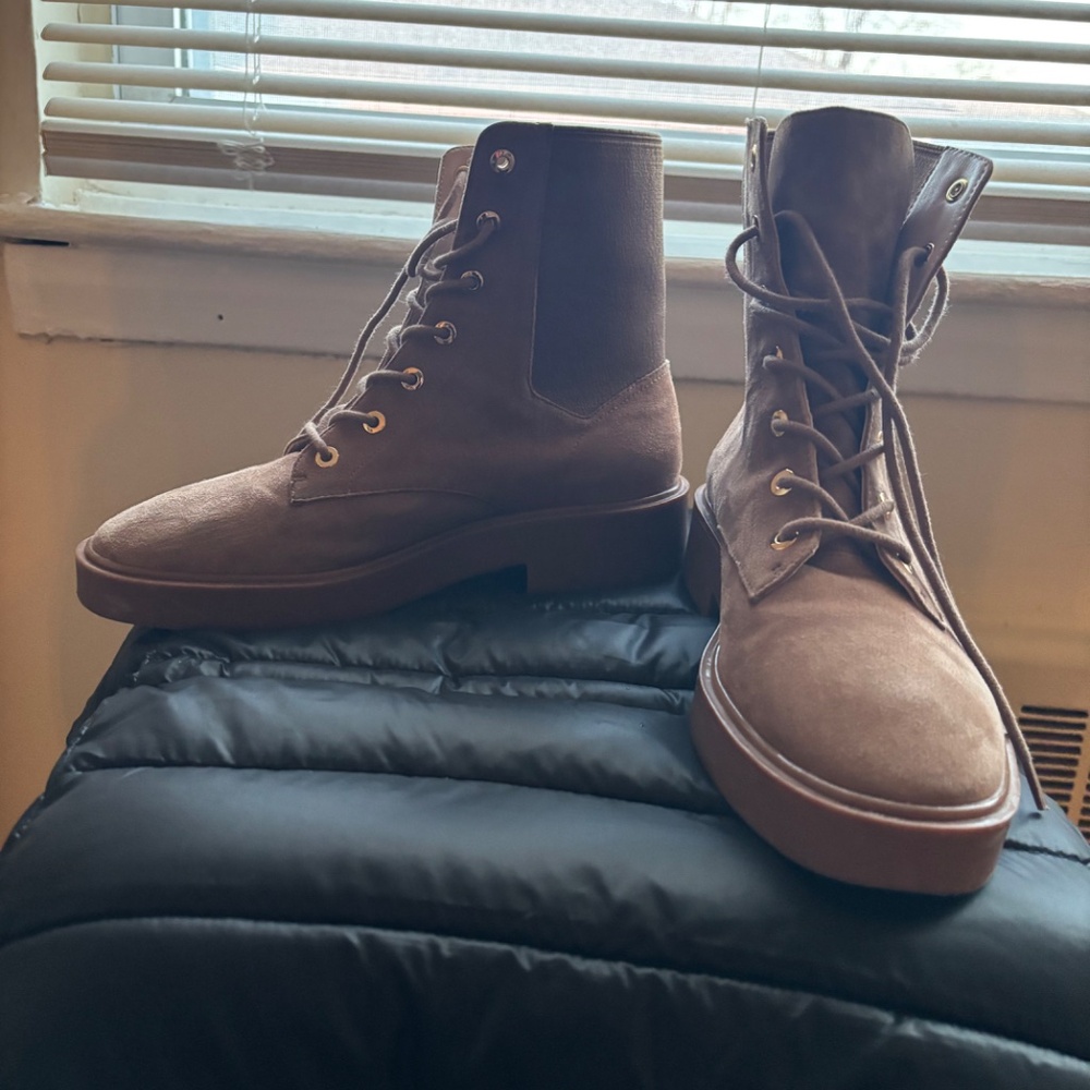 Stuart Weitzman Boots‎ - Picture 2 of 5